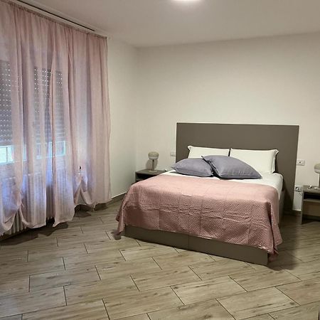 I Colli Del Garda Hotel Lonato Exterior photo